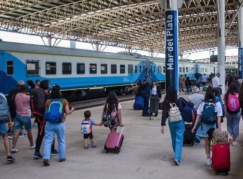 Los pasajes a Mar del Plata se habilitaron para viajar en diciembre, enero y febrero.