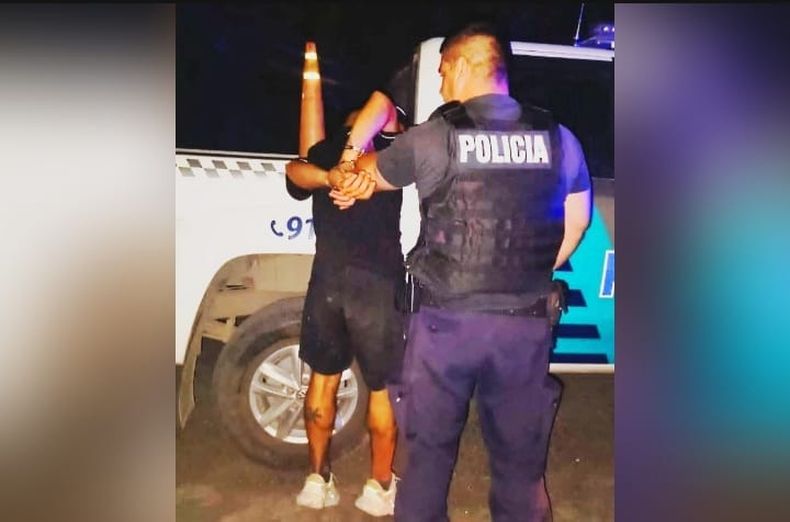 Los asaltantes se desplazaban en un automóvil y utilizaban indumentaria policial.&nbsp;