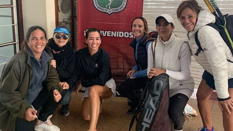 Las chicas de Atlético lideran en +40..