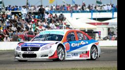 CRECIMIENTO. Azar va ganando protagonismo en el automovilismo nacional..