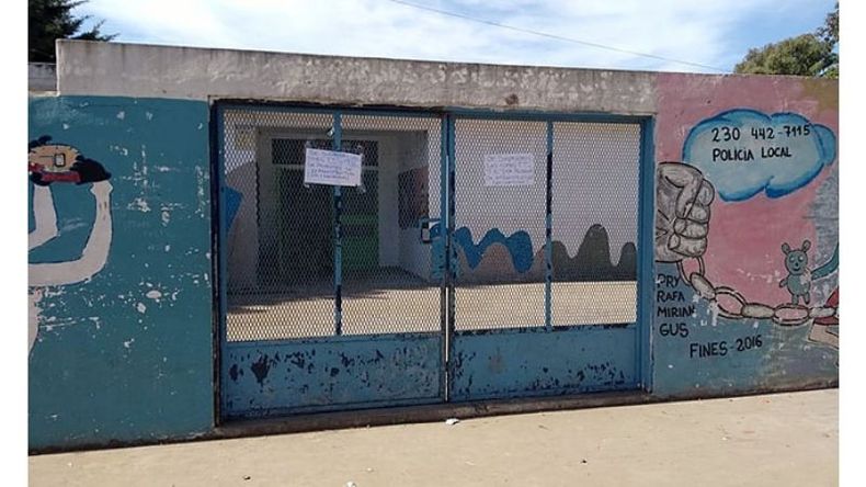 DESIERTAS. Durante 9 días hábiles la Secundaria 11 y la Primaria 23 estuvieron cerradas..