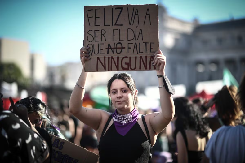 Hubo 79 femicidios en lo que va del año. (elpais.com)..png