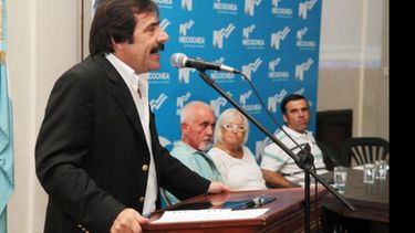 El subsecretario de Adicciones, Carlos Sanguinetti, explicó los cambios..