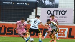 Pesadilla Gómez encara. Real Pilar sueña con el título en La Tablada y espera buenas noticias de Jáuregui. Pesadilla Gómez encara. Real Pilar sueña con el título en La Tablada y espera buenas noticias de Jáuregui.