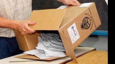 A VOTAR. La segunda vuelta presidencial impactó en el feriado..