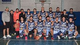 Equipo de Peñarol, en el Clausura..