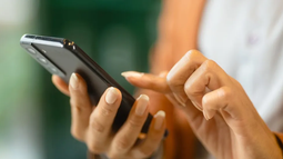 VIRTUAL. El WhatsApp, ahora vía para sacar un crédito. VIRTUAL. El WhatsApp, ahora vía para sacar un crédito.