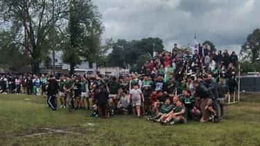 Los PInos festejó con su hinchada el cierre de temporada.