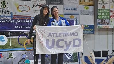 PODIO. Aldana Delgado y Delfina Camino con sus medallas del Heptatlón de la Copa Nacional.