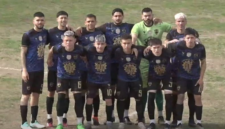 FORMACIÓN. El once inicial de Metalúrgico que cayó 1-0 este viernes en Lobos.