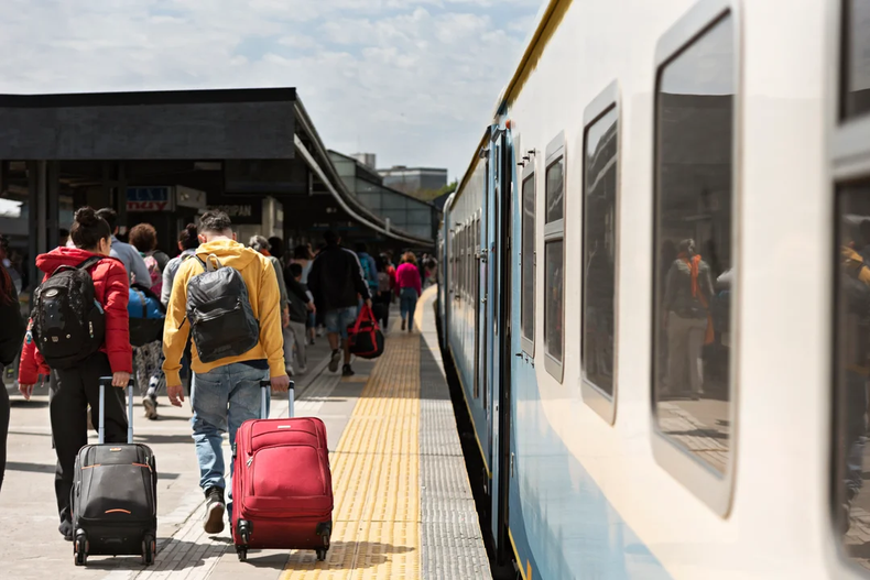 OPCIÓN. Ya están a la venta los pasajes en tren de larga distancia los próximos dos meses.