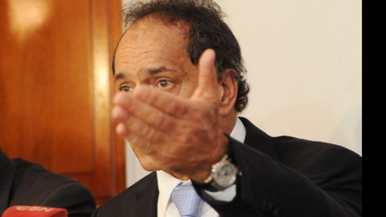 Muchos problemas. Scioli decidió dar marcha atrás..