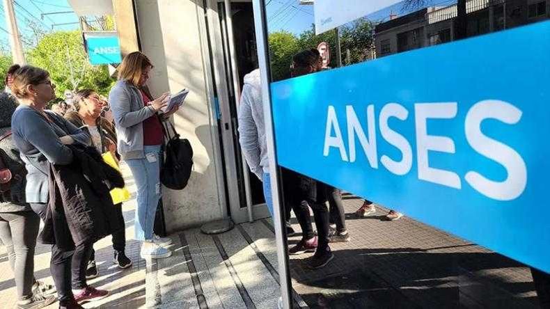 Te contamos todo el cronograma de pagos de Anses del día de hoy para cobrar su haber por ventanilla y según su número de DNI.