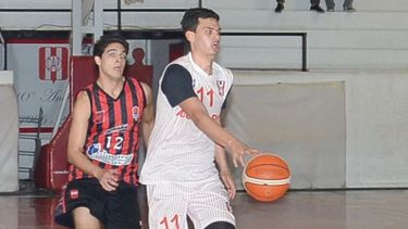 “UNA LINDA BANDA”. Así definió Pena García al equipo..