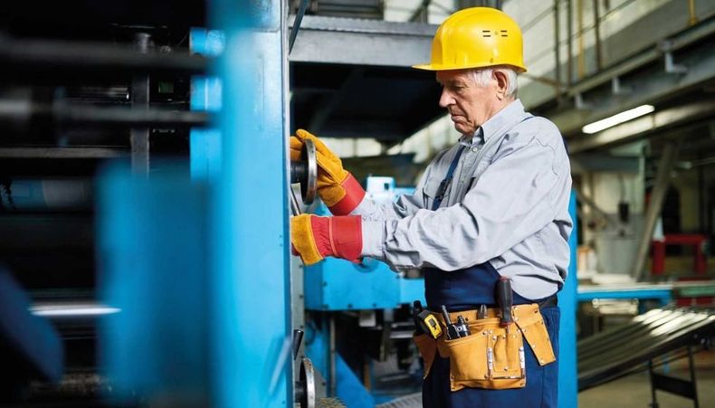 El Ministerio de Trabajo, Empleo y Seguridad Social impulsa el programa Fomentar Empleo, con la posibilidad de acceder a prestaciones, formación y prácticas.
