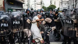 El instante que duele: la foto argentina que ganó un premio internacional y conmueve al mundo El instante que duele: la foto argentina que ganó un premio internacional y conmueve al mundo