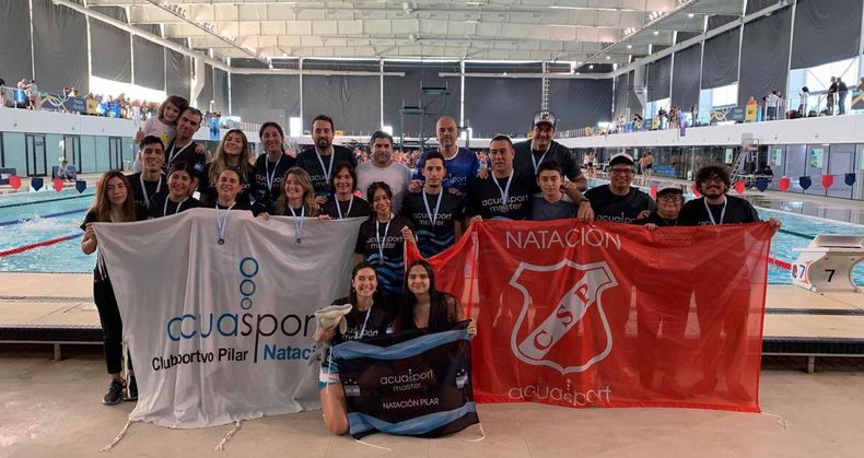La delegación de Acuasport que compitió en CABA.
