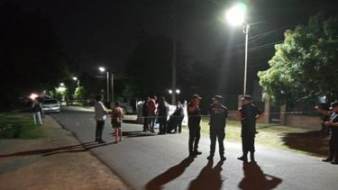 lo asesinan delante de su novia para robarle la moto