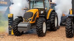 AGROACTIVA 2026. Valtra presentó en Santa Fe su nueva generación de tractores. AGROACTIVA 2026. Valtra presentó en Santa Fe su nueva generación de tractores.
