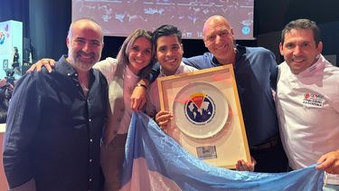 argentina se subio al podio en el campeonato mundial de pizza
