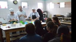 CLASES. La de Cocina, una de las más concurridas..