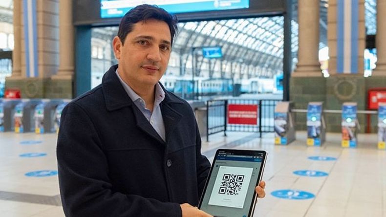 MARTÍN MARINUCCI: “El lunes saldrán tres trenes, el de Mar del Plata, que circulará diariamente, el de San Nicolás, que tendrá seis frecuencias semanales y que desde el 1 de diciembre continuará hasta Rosario y el de Junín, que tendrá dos frecuencias semanales”. .