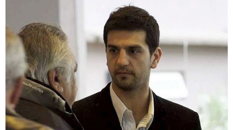 REUNIÓN. Roldán pide que el Ejecutivo reciba la propuesta de los vecinos..