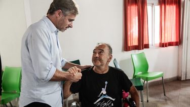 Pilares de Esperanza está ubicado en el barrio La Esmeralda. Pilares de Esperanza está ubicado en el barrio La Esmeralda.