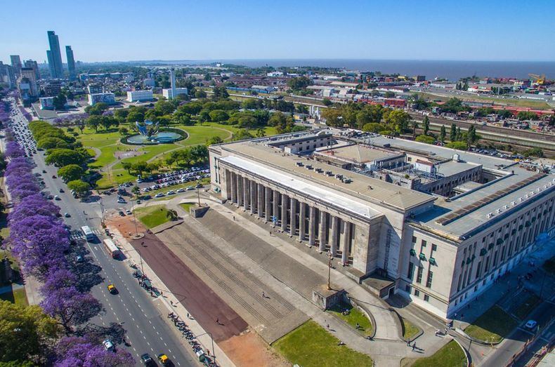 La UBA es una de las mejores universidades latinoamericanas. (ufrgs.br)..jpg