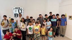 CAMPEONES. Los ganadores de cada club y participantes de la Liga Municipal. CAMPEONES. Los ganadores de cada club y participantes de la Liga Municipal.