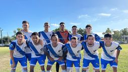 FORMACIÓN. La Primera de Unión que jugó en la cancha de La Sonia.