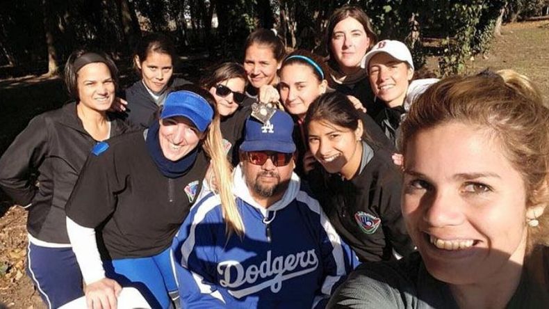 SELFIE DE CAMPEONAS. Tigresas, para la foto. .