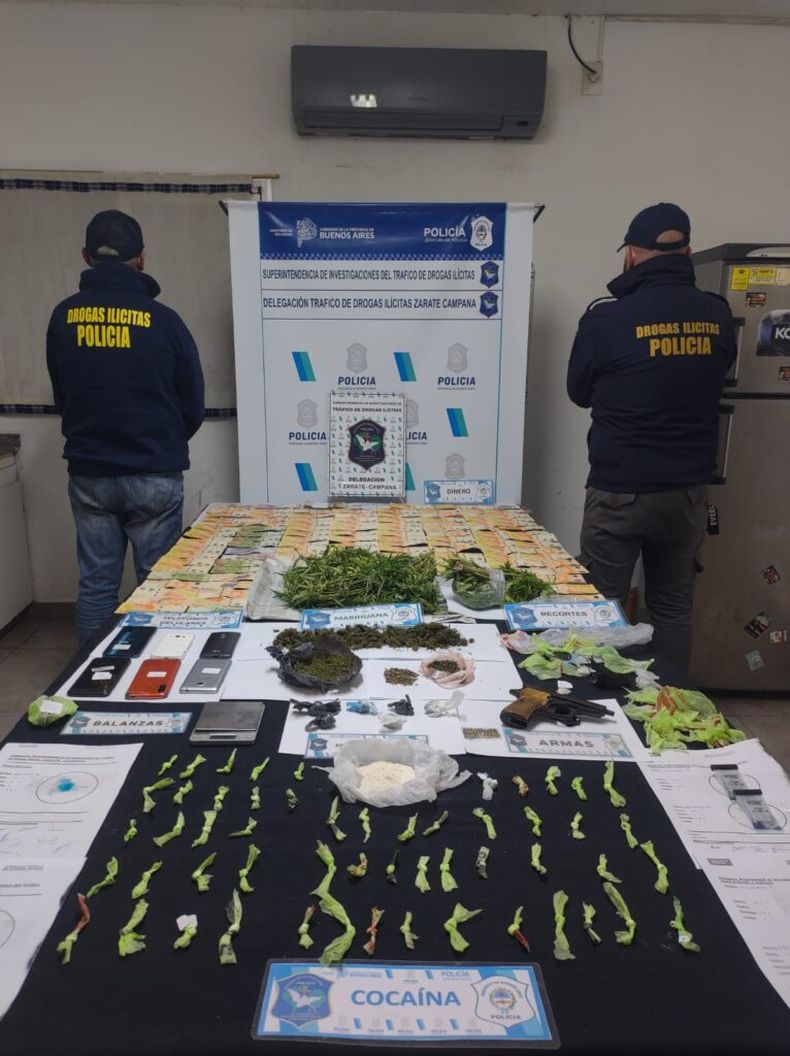 ALLANAMIENTO: Se secuestraron más de 500 gramos de cocaína en dosis fraccionadas, más 6 kilos de marihuana distribuida en envoltorios, plantas, cogollos y semillas.