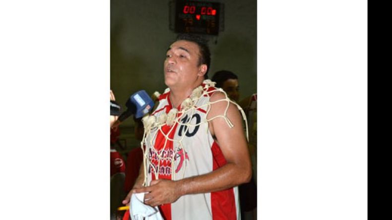 “Tengo la experiencia y me enorgullece haber estado acá”, expresó..