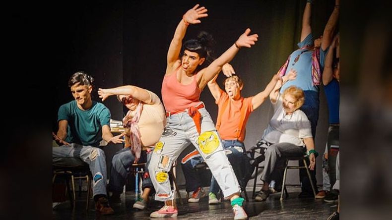ALMA DE BARRO. El grupo de teatro de la Biblio..