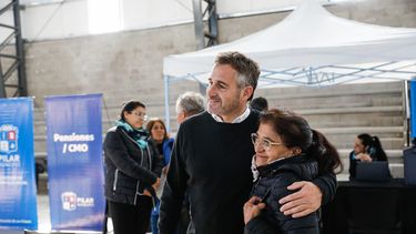 JORNADA INCLUSIVA. Achával compartió actividades con los vecinos.