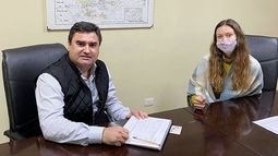 PUSO LA FIRMA. Pérez tendrá su primera experiencia en política partidaria..