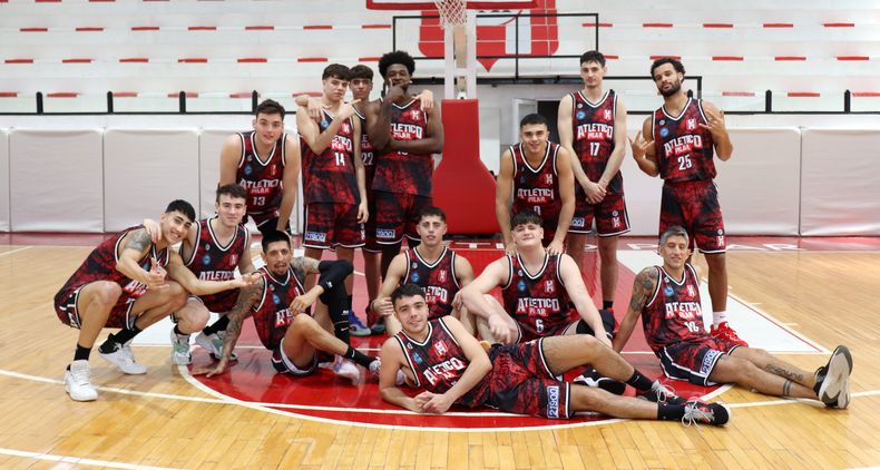 EN CASA. El plantel de Atlético jugará en una semana ante Ciclista, Chivilcoy y Pergamino.