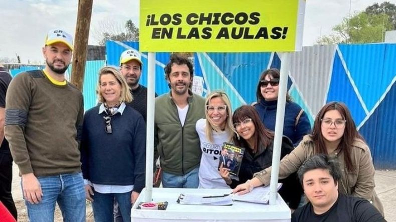 EQUIPO. Cáceres y Maciel empezaron la campaña en Del Viso y seguirán por el resto del distrito..