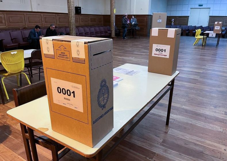 MENOS ELECCIONES. El Gobierno argumenta que las PASO son caras e ineficientes.