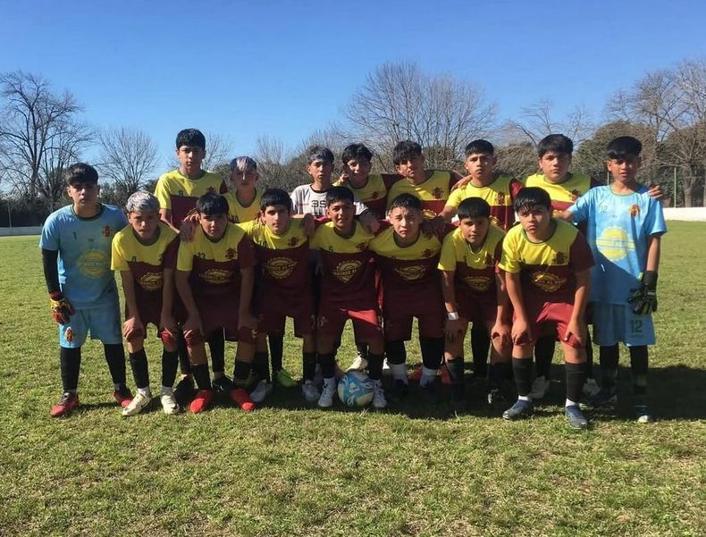 EQUIPO. La Sub 14 de Monterrey que cayó por penales en la final Libre de la etapa Regional.
