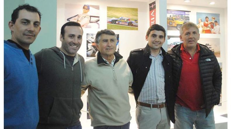ENCUENTRO. Emanuel Fauda, Marcelo Marchesse, Oscar Juszczyszyn, Martín Vázquez y Roberto Naivirt..