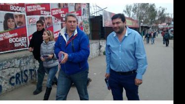 CAMINATA. Jorge D’Onofrio de gira por Derqui con Silvio Rodríguez..