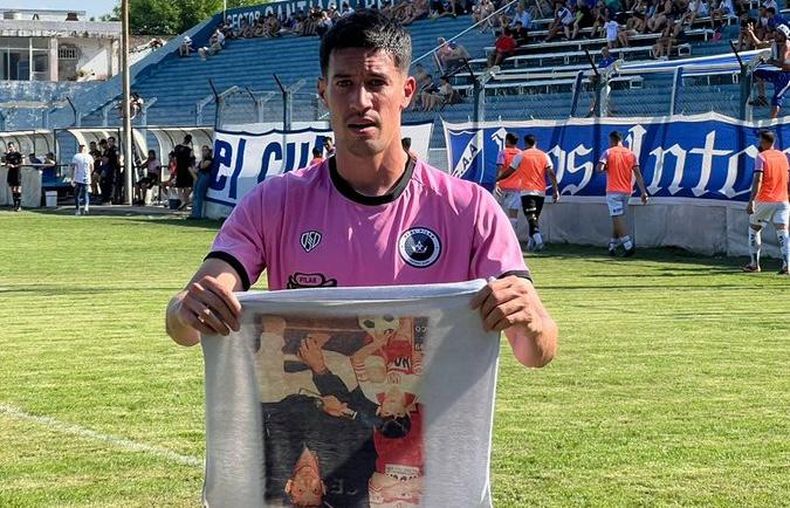 DEDICATORIA. Mathías Crocco, autor del único gol del partido.&nbsp;
