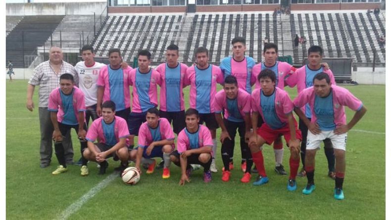 CERCA. Real Pilar no pudo alcanzar el 5º puesto al caer 2-1 ante Luchetti..