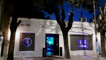 SANGRENEGRA. El local está ubicado en Hipólito Yrigoyen 375..