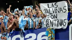 Qué sabemos de la bandera de Malvinas que agitó la Selección Argentina Qué sabemos de la bandera de Malvinas que agitó la Selección Argentina