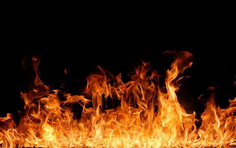 fire-flames-on-black-background-free-photo.jpg