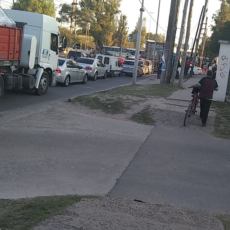 La Ruta 25 también registró importantes demoras en la circulación.&nbsp;