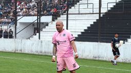 GRITO SAGRADO. El Pájaro Riquelme grita una de sus conquistas en el Barraza. GRITO SAGRADO. El Pájaro Riquelme grita una de sus conquistas en el Barraza.